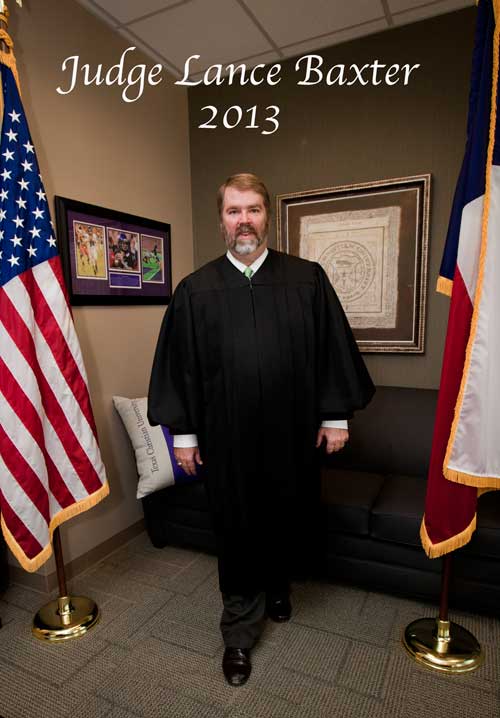 Judge Lance Baxter 2013 photos by Juan Carlos of Entertainment Photos at ePoof
